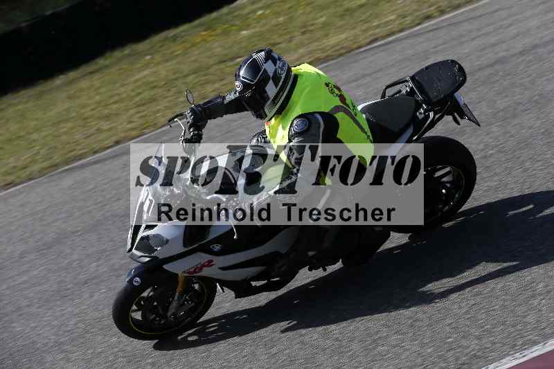 /01 02.04.2026 MAZ ADR/Gruppe gelb Gruppe gruen/71